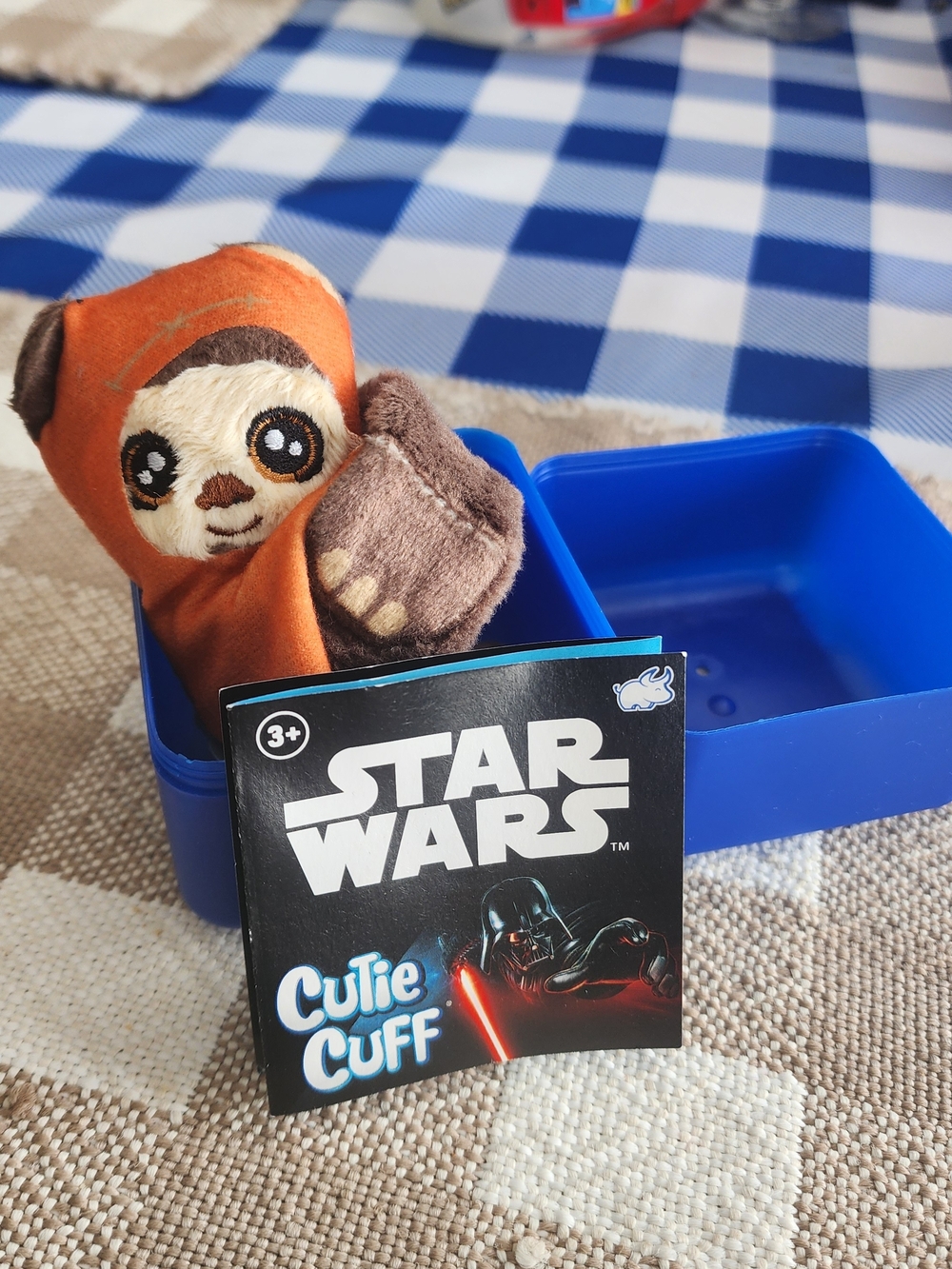 Star Wars Cutie Cuff Plush – Jawa / Ewok (New – Opened Only to Reveal Character)